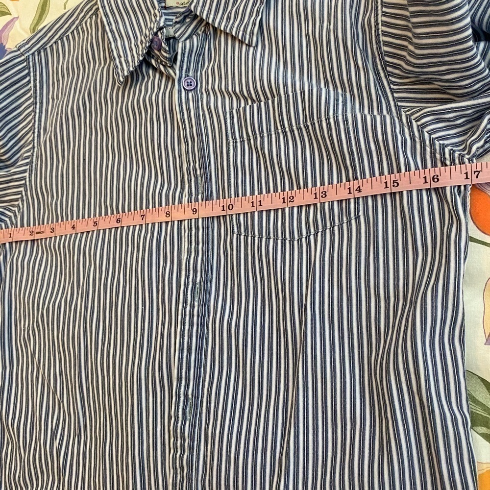 GUESS button down shirt size medium 12/14 - Picture 5 of 6